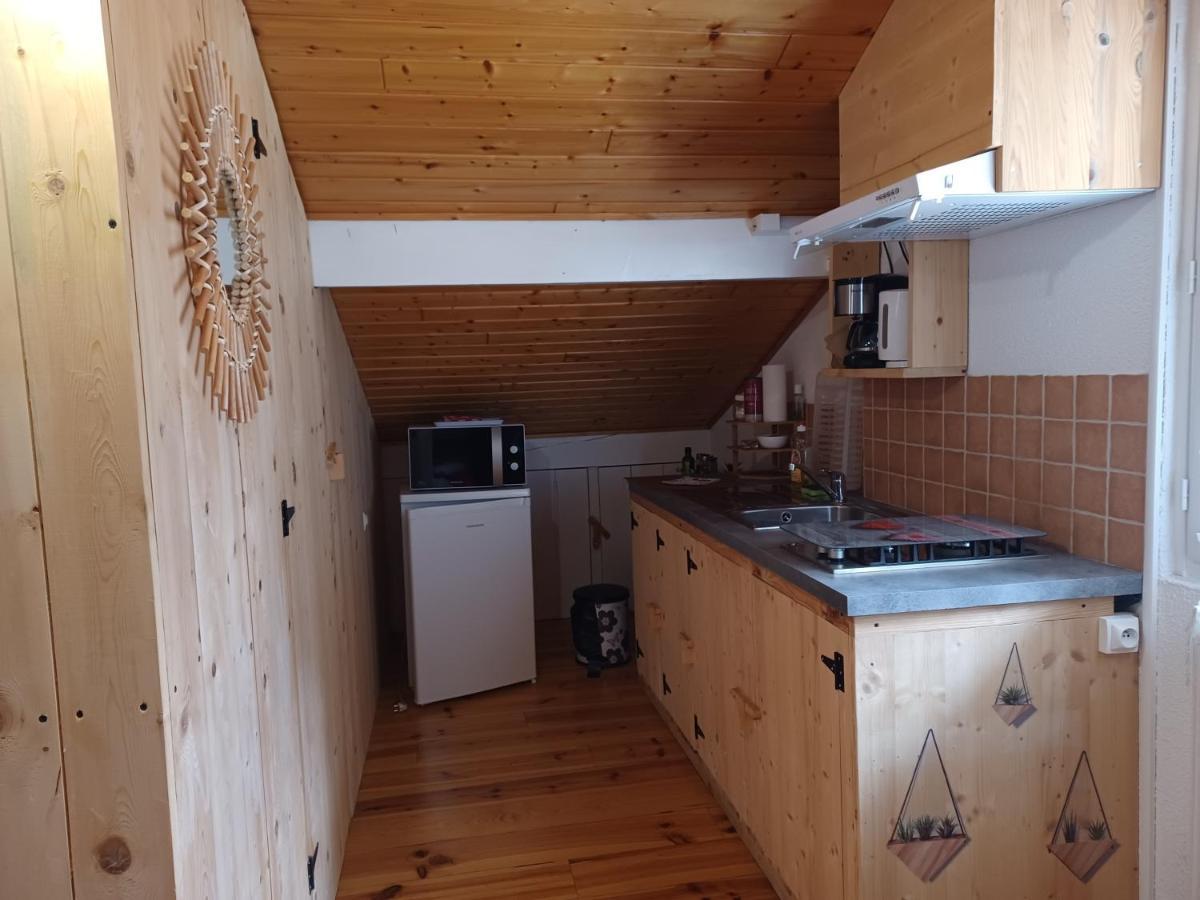 STUDIO ARPLANE, et GARAGE pour motos et vélos, gare à 800m Fourneaux  Esterno foto